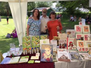 Karen - MindBodyMinerals & Becky - Amazing Craft