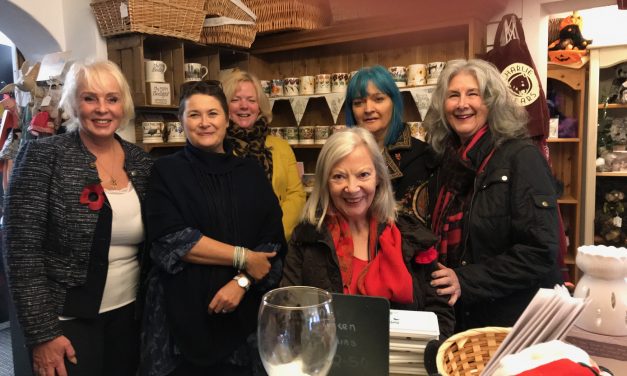 Seaton ‘crawl’ – Coffee, Gin, Shopping & Prosecco